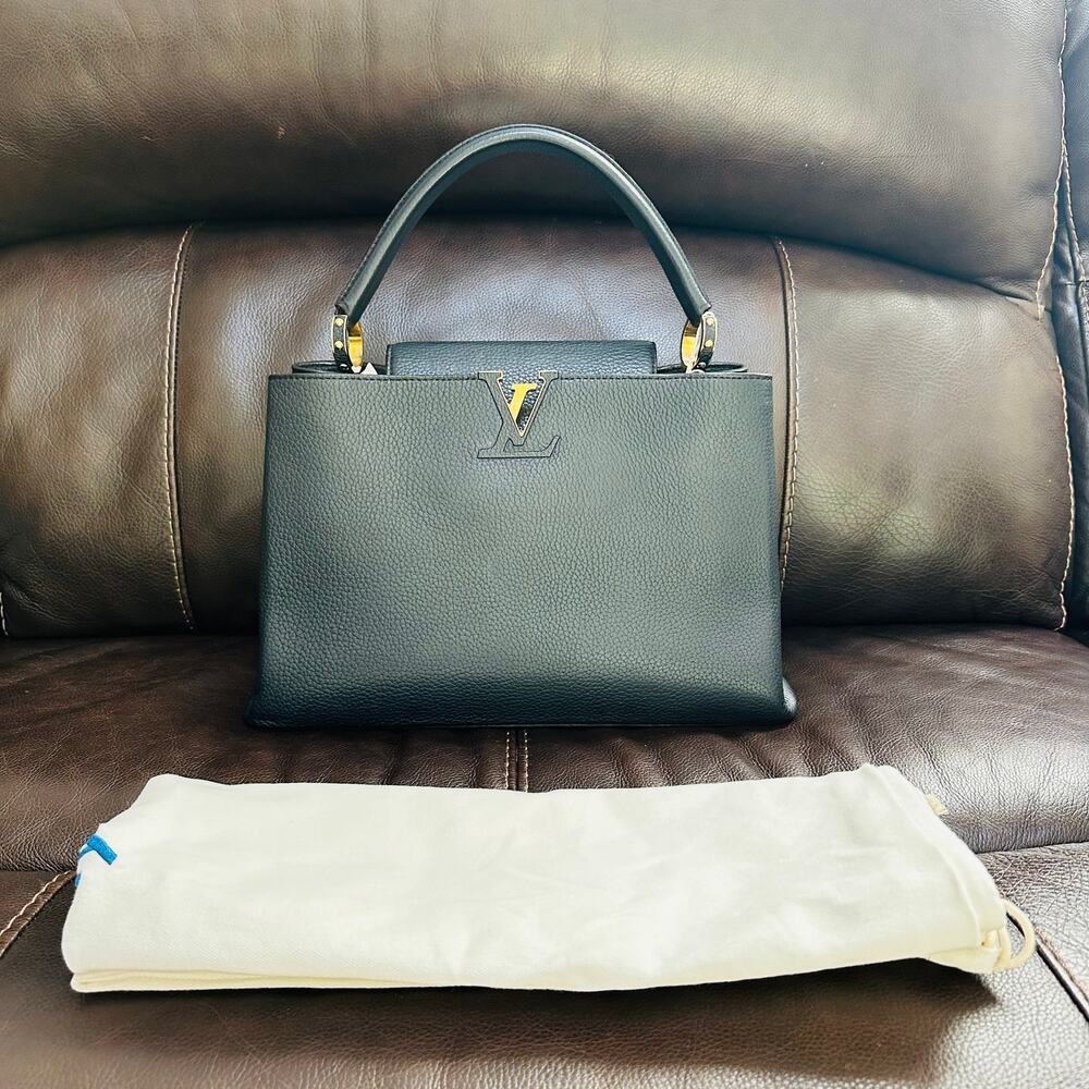 Louis Vuitton Capucines MM Noir